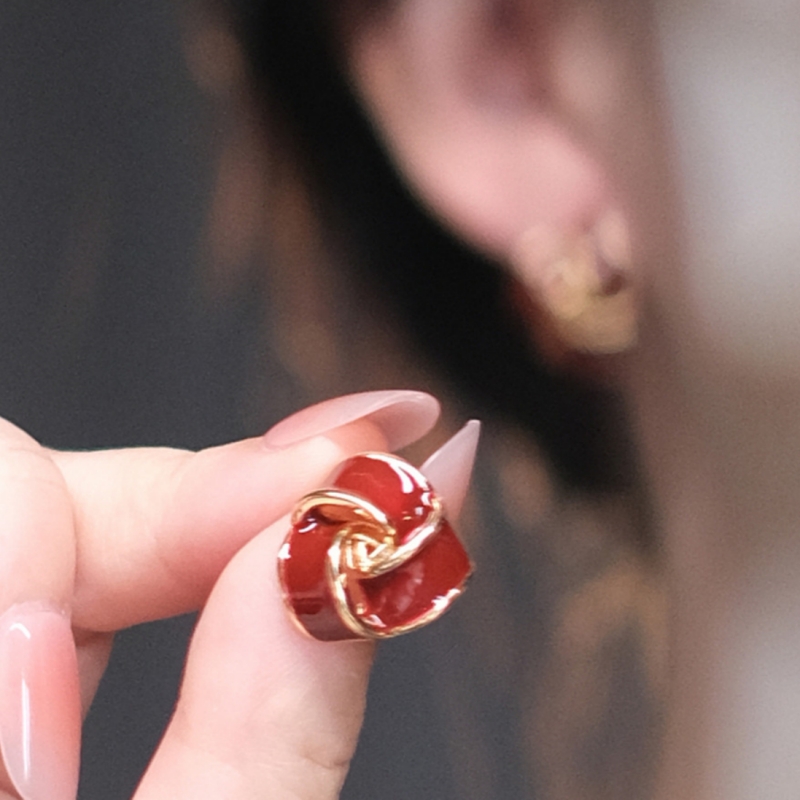 Women's Exquisite Vintage Enamel Flower Stud Earrings